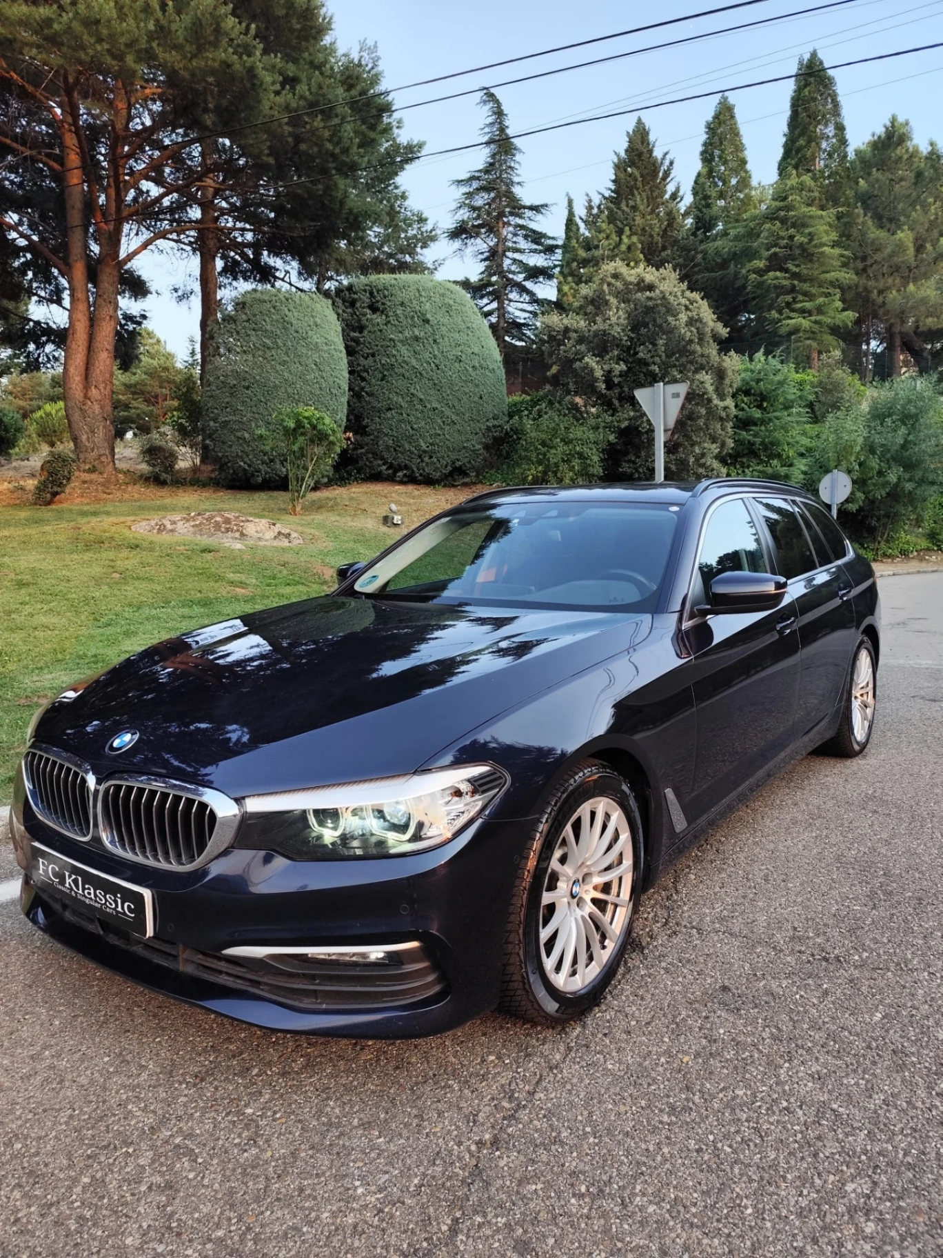 BMW 530D Xdrive LUXURY TOURING AUTOMATIC